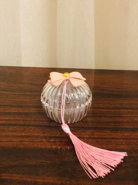 علب مدور مع شرشوبة