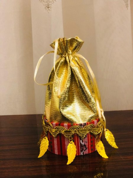 كاسة تراث احمر